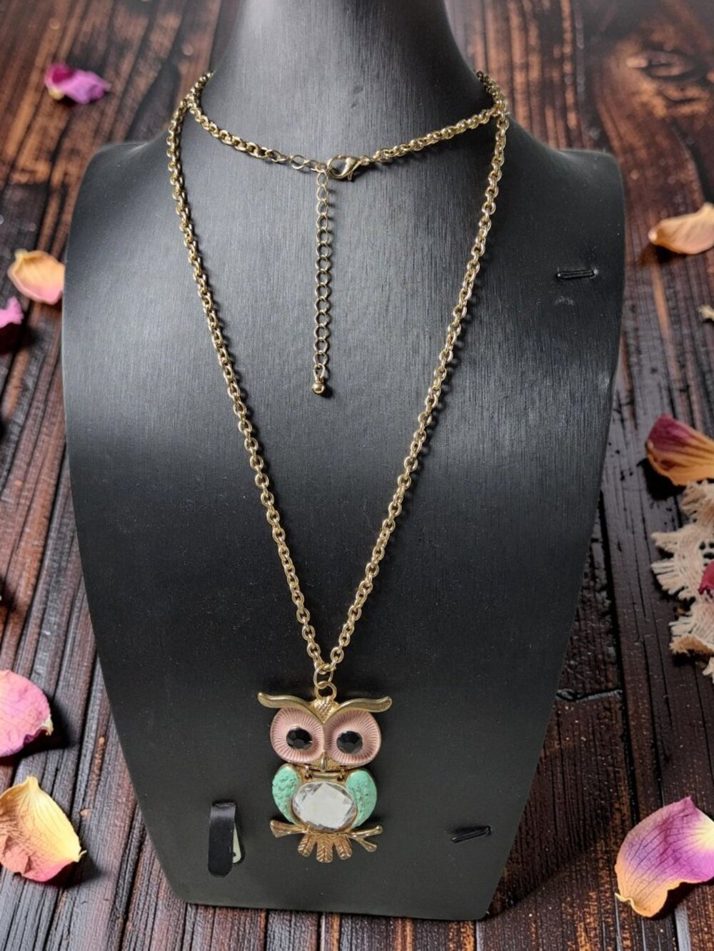 vintage pink and turquoise and red colored owl pendant gold tone chain necklace